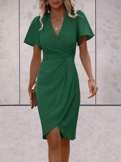 Caroline | Robe élégante à col en V